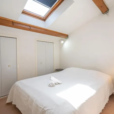 Les Mimosas By Interhome Les Lecques